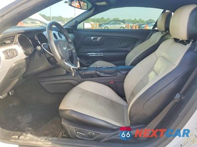 Zdjęcie 7 z 12 samochodu: 2015 FORD MUSTANG VIN:1FATP8UH0F5411715 - miniatura