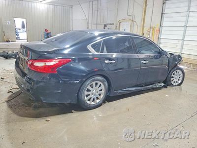 Trzecie zdjęcie samochodu z tyłu: 2016 NISSAN ALTIMA 2.5 S VIN:1N4AL3AP1GN387993 - miniatura