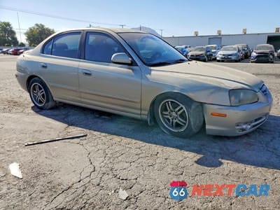 Czwarte zdjęcie samochodu z boku: 2005 HYUNDAI ELANTRA GLS VIN:KMHDN46D95U955220 - miniatura