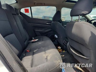 Zdjęcie 10 z 12 samochodu: 2019 NISSAN ALTIMA SV VIN:1N4BL4DV9KC139127 - miniatura