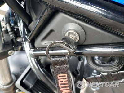 Zdjęcie 8 z 9 samochodu: 2018 HONDA CMX300 VIN:MLHNC5300J5101515 - miniatura