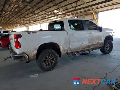 Trzecie zdjęcie samochodu z tyłu: 2019 CHEVROLET SILVERADO K1500 LT VIN:1GCPYDEK0KZ369657 - miniatura