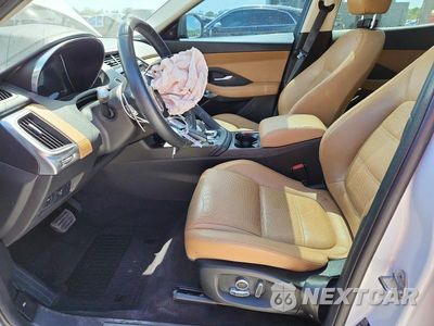 Zdjęcie 7 z 13 samochodu: 2021 JAGUAR E-PACE SE VIN:SADFP2FXXM1017091 - miniatura