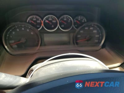 Zdjęcie 9 z 13 samochodu: 2024 CHEVROLET TAHOE K1500 LS VIN:1GNSKMKD0RR112792 - miniatura