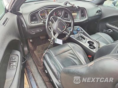 Zdjęcie 8 z 12 samochodu: 2016 DODGE CHALLENGER SXT VIN:2C3CDZAG8GH221664 - miniatura