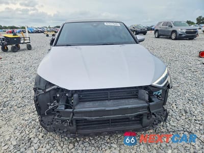 Piąte zdjęcie samochodu w środku: 2023 AUDI A3 PREMIUM VIN:WAUGUDGY1PA141313 - miniatura