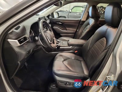 Zdjęcie 7 z 13 samochodu: 2022 TOYOTA HIGHLANDER XLE VIN:5TDGZRBH6NS578717 - miniatura