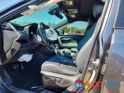 Zdjęcie 7 z 13 samochodu: 2023 TOYOTA RAV4 PRIME XSE VIN:JTMFB3FV0PD134163 - miniatura