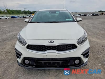 Piąte zdjęcie samochodu w środku: 2020 KIA FORTE LXS VIN:3KPF24AD2LE232317 - miniatura