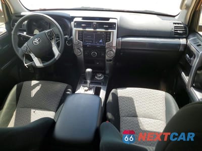 Zdjęcie 8 z 14 samochodu: 2024 TOYOTA 4RUNNER SR5 VIN:JTEMU5JR4R6281838 - miniatura