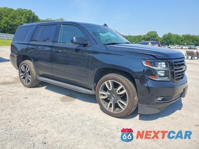 Czwarte zdjęcie samochodu z boku: 2019 CHEVROLET TAHOE K1500 PREMIER VIN:1GNSKCKJ0KR289381 - miniatura