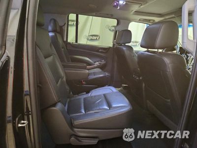 Zdjęcie 11 z 13 samochodu: 2017 CHEVROLET SUBURBAN C1500 PREMIER VIN:1GNSCJKC6HR344802 - miniatura