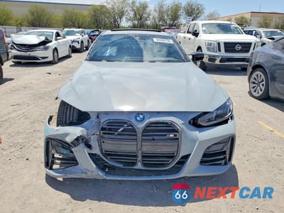 Piąte zdjęcie samochodu w środku: 2026 BMW M440I VIN:WBA73DA00TCW22917 - miniatura