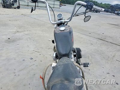 Zdjęcie 6 z 8 samochodu: 2000 HARLEY-DAVIDSON XL883 VIN:1HD4CAM10YK137360 - miniatura