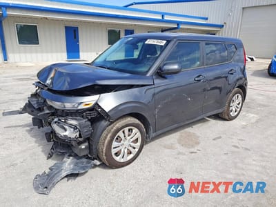 2020 KIA SOUL LX KNDJ23AU5L7727471 - główne zdjęcie licytacji z USA - miniatura