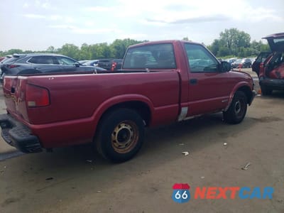 Trzecie zdjęcie samochodu z tyłu: 2001 CHEVROLET S TRUCK S10 VIN:1GCCS14581K177162 - miniatura