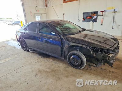 Czwarte zdjęcie samochodu z boku: 2019 NISSAN ALTIMA S VIN:1N4BL4BV8KC101049 - miniatura