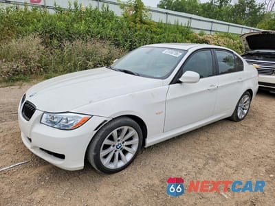 2011 BMW 328 I WBAPH7C57BE850556 - główne zdjęcie licytacji z USA - miniatura