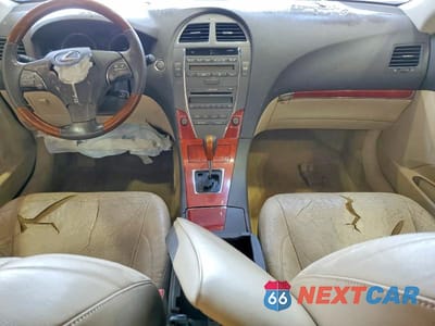 Zdjęcie 8 z 12 samochodu: 2012 LEXUS ES 350 VIN:JTHBK1EG4C2511474 - miniatura