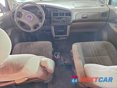 Zdjęcie 8 z 13 samochodu: 2000 TOYOTA SIENNA LE VIN:4T3ZF13C5YU268342 - miniatura