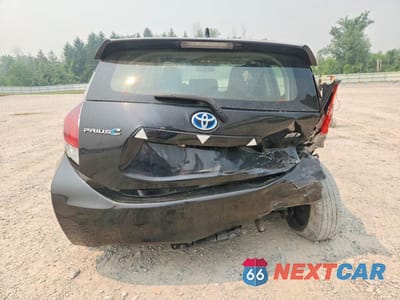 Zdjęcie 6 z 13 samochodu: 2015 TOYOTA PRIUS C ONE VIN:JTDKDTB32F1107043 - miniatura