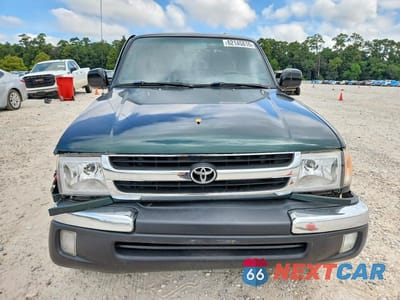 Piąte zdjęcie samochodu w środku: 2000 TOYOTA TACOMA BASE VIN:4TAWM72NXYZ647234 - miniatura