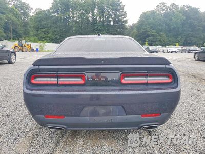 Zdjęcie 6 z 12 samochodu: 2018 DODGE CHALLENGER SXT VIN:2C3CDZAG7JH259121 - miniatura