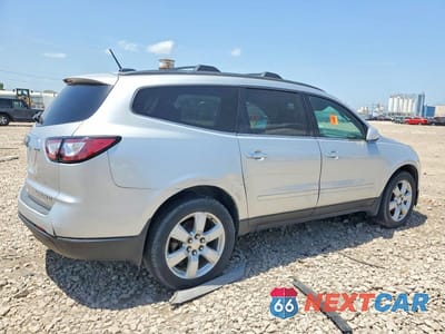 Trzecie zdjęcie samochodu z tyłu: 2016 CHEVROLET TRAVERSE LT VIN:1GNKVGKD7GJ327588 - miniatura