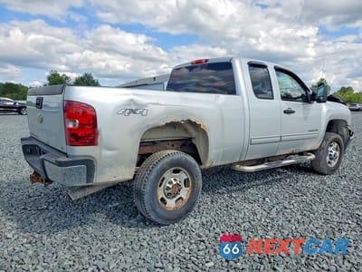 Trzecie zdjęcie samochodu z tyłu: 2011 CHEVROLET SILVERADO K2500 HEAVY DUTY LT VIN:1GC2KXCG2BZ434794 - miniatura