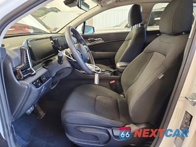 Zdjęcie 7 z 14 samochodu: 2023 KIA SPORTAGE LX VIN:KNDPUCAG8P7079970 - miniatura