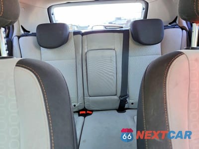 Zdjęcie 10 z 14 samochodu: 2018 CHEVROLET TRAX LS VIN:3GNCJKSB8JL374629 - miniatura