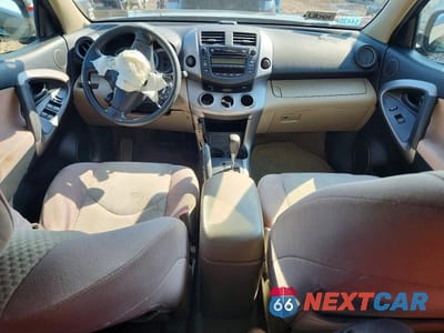 Zdjęcie 8 z 13 samochodu: 2008 TOYOTA RAV4 BASE VIN:JTMBD33V985169311 - miniatura