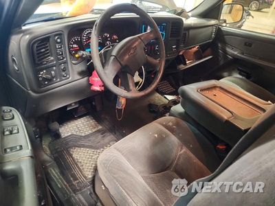 Zdjęcie 8 z 12 samochodu: 2003 CHEVROLET SILVERADO K1500 VIN:2GCEK19T031270289 - miniatura
