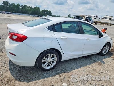 Trzecie zdjęcie samochodu z tyłu: 2019 CHEVROLET CRUZE LT VIN:1G1BE5SM4K7115081 - miniatura