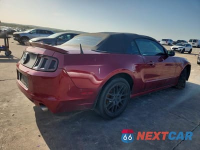 Trzecie zdjęcie samochodu z tyłu: 2014 FORD MUSTANG VIN:1ZVBP8EM7E5271420 - miniatura