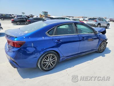 Trzecie zdjęcie samochodu z tyłu: 2024 KIA FORTE GT LINE VIN:3KPF54AD2RE757457 - miniatura