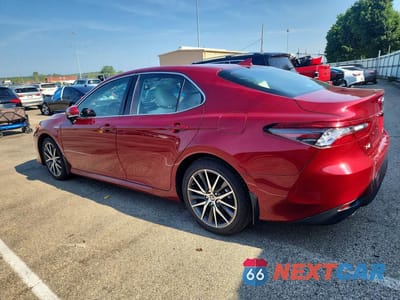 Drugie zdjęcie samochodu z przodu: 2021 TOYOTA CAMRY XLE VIN:4T1F31AK7MU547266 - miniatura