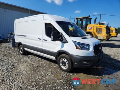 Czwarte zdjęcie samochodu z boku: 2025 FORD TRANSIT T-250 VIN:1FTBR1C8XSKB18778 - miniatura