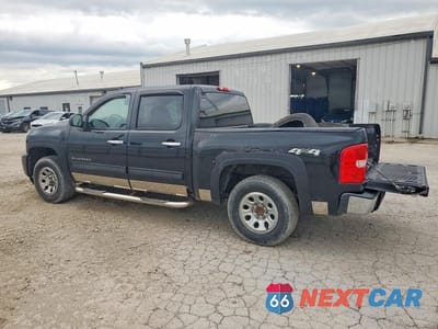 Drugie zdjęcie samochodu z przodu: 2011 CHEVROLET SILVERADO K1500 LT VIN:3GCPKSEA8BG302978 - miniatura
