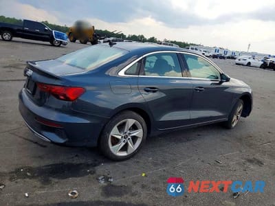 Trzecie zdjęcie samochodu z tyłu: 2024 AUDI A3 PREMIUM VIN:WAUAUDGY3RA118754 - miniatura