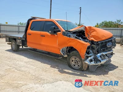 Czwarte zdjęcie samochodu z boku: 2025 FORD F250 SUPER DUTY VIN:1FT7W2BT7SEC68372 - miniatura