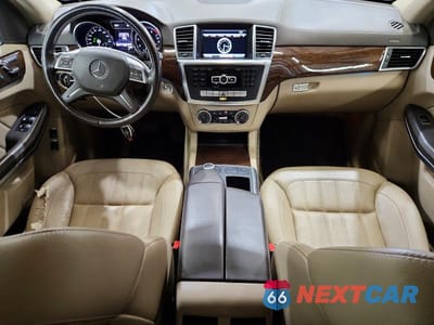 Zdjęcie 8 z 13 samochodu: 2013 MERCEDES-BENZ GL 450 4MATIC VIN:4JGDF7CE9DA141287 - miniatura