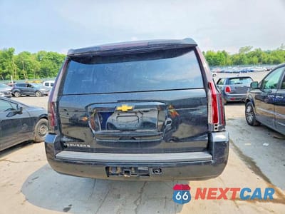 Zdjęcie 6 z 13 samochodu: 2019 CHEVROLET SUBURBAN K1500 LT VIN:1GNSKHKCXKR113663 - miniatura