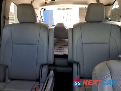 Zdjęcie 10 z 13 samochodu: 2018 TOYOTA HIGHLANDER LIMITED VIN:5TDYZRFH9JS273768 - miniatura