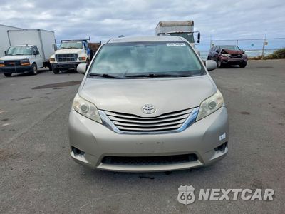 Piąte zdjęcie samochodu w środku: 2016 TOYOTA SIENNA LE VIN:5TDKK3DC0GS737506 - miniatura