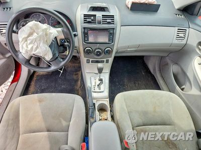 Zdjęcie 8 z 12 samochodu: 2013 TOYOTA COROLLA LE VIN:2T1BU4EE6DC097743 - miniatura