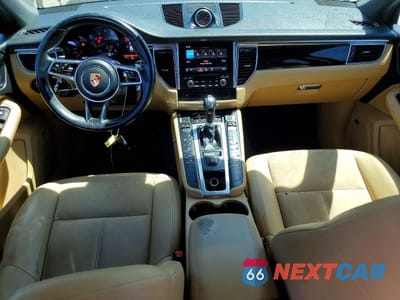 Zdjęcie 8 z 13 samochodu: 2018 PORSCHE MACAN VIN:WP1AA2A52JLB21098 - miniatura