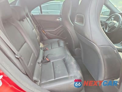 Zdjęcie 10 z 12 samochodu: 2014 MERCEDES-BENZ CLA 250 VIN:WDDSJ4EB1EN150223 - miniatura