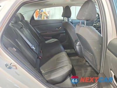 Zdjęcie 10 z 13 samochodu: 2025 HYUNDAI ELANTRA SEL VIN:KMHLS4DGXSU986599 - miniatura