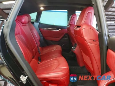 Zdjęcie 11 z 13 samochodu: 2019 MASERATI LEVANTE S SPORT VIN:ZN661YUS2KX314937 - miniatura